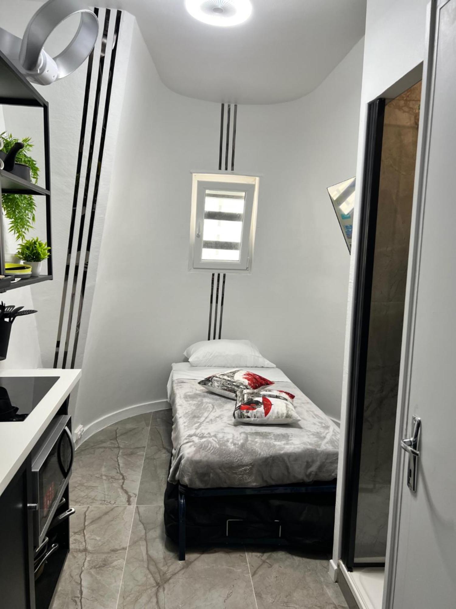 Paris Bastille Bercy Gare De Lyon Chambre Climatisee 9M2 Ideal 1 Pers ,Max 2 Pers Dış mekan fotoğraf